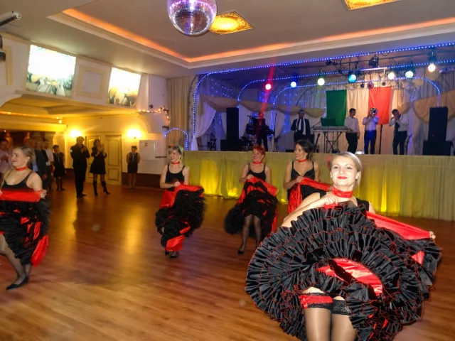 rewia taneczna  w cyganerii w skaryszewie